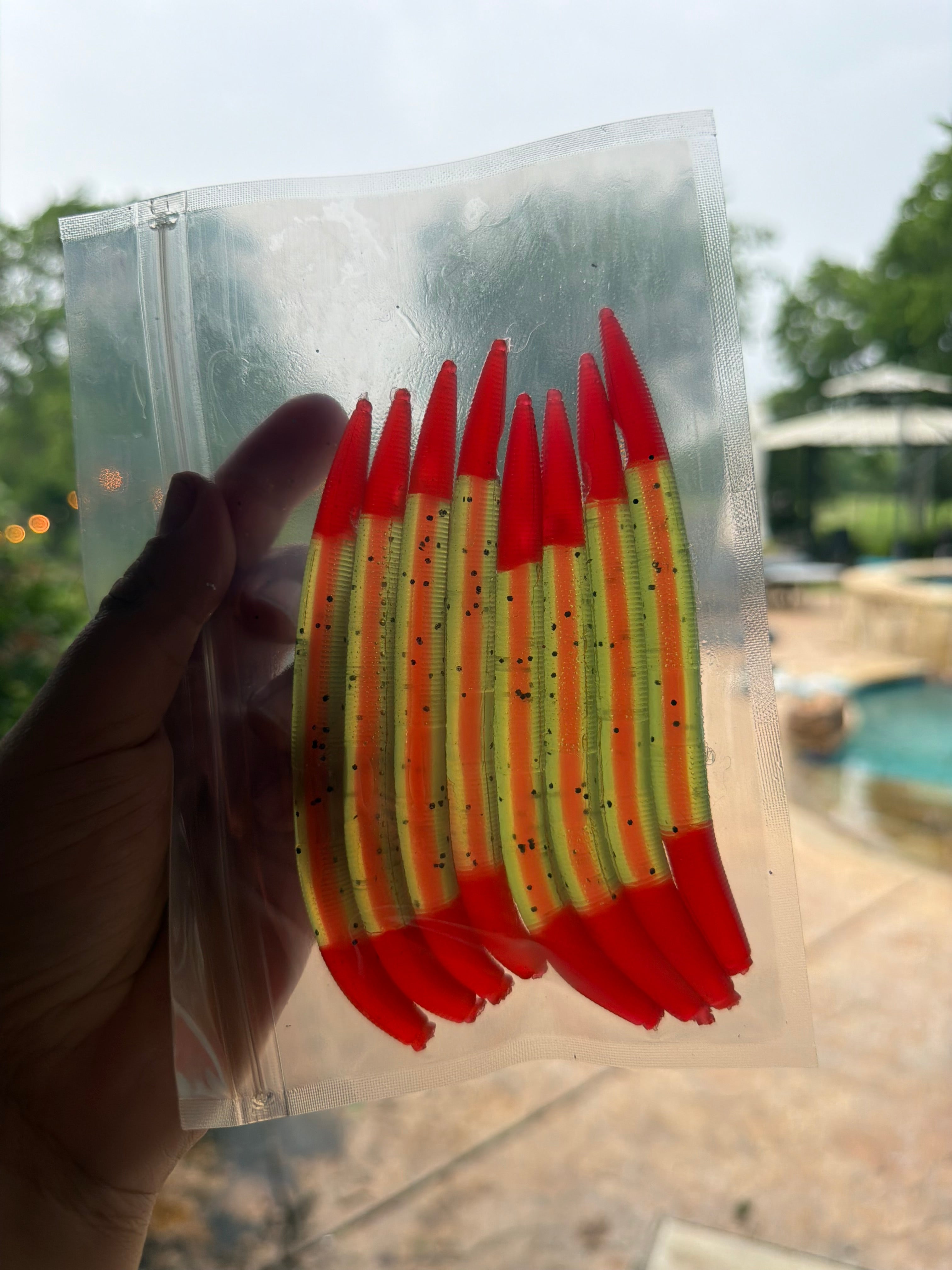 8 pack - Core Shot 5 inch Senko Worm